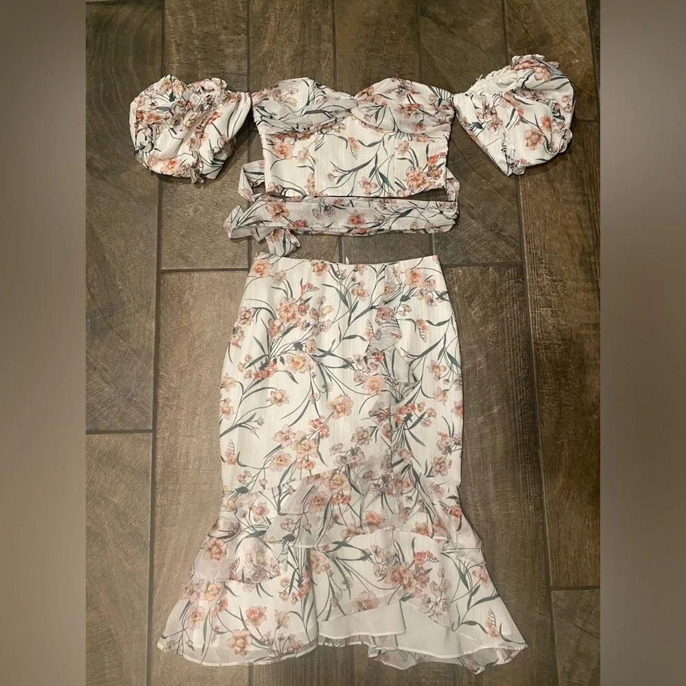 Lulu’s Frill White Floral Print Off-the-Shoulder Two-Piece Midi Dress - Picture 5 of 7